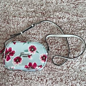 Crossbody purse